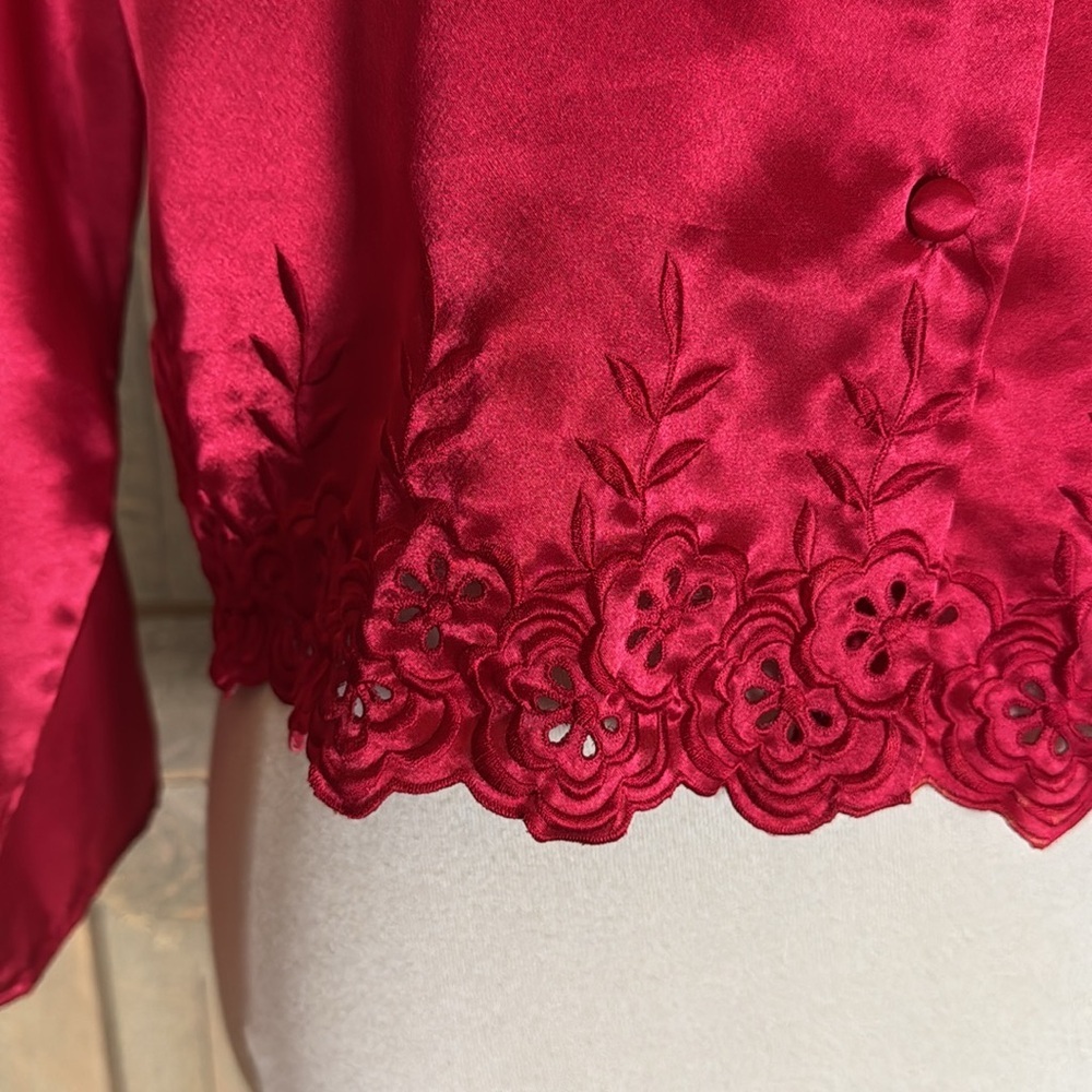 Vintage Victoria’s Secret red satin pajama top Size P / XS - Picture 7 of 13